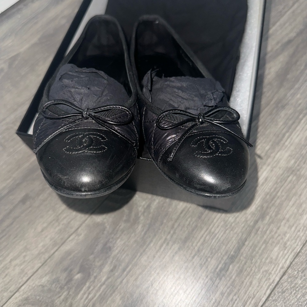 Chanel Quilted Ballet Flats Size 38 - Picture 8 of 14